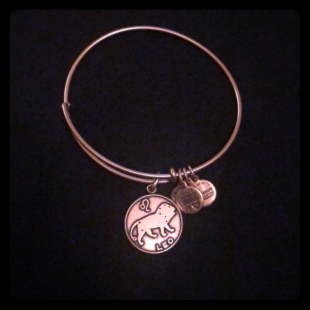 Alex and ani Leo bracelet